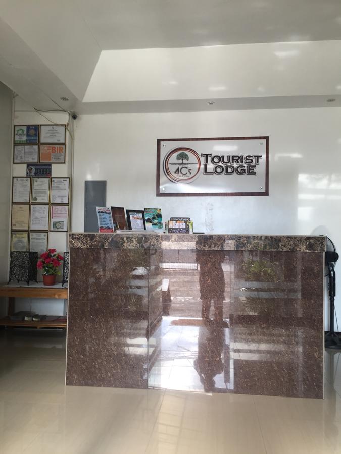 4C'S Tourist Lodge Puerto Princesa Ngoại thất bức ảnh