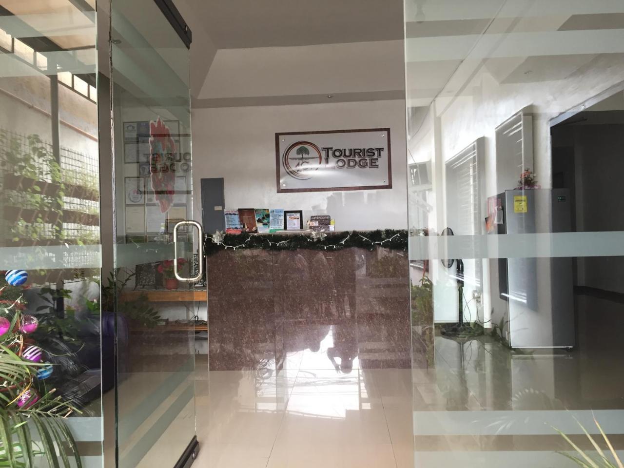 4C'S Tourist Lodge Puerto Princesa Ngoại thất bức ảnh
